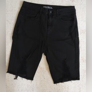 Wild Fable black denim biker short distressed women’s size 8